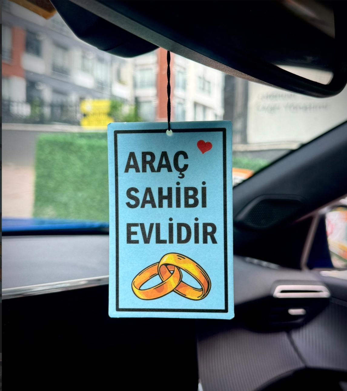 ARAÇ SAHİBİ EVLİDİR ARAÇ KOKUSU