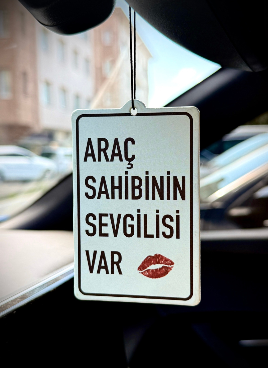 ARAÇ SAHİBİNİN SEVGİLİSİ VAR ARAÇ KOKUSU