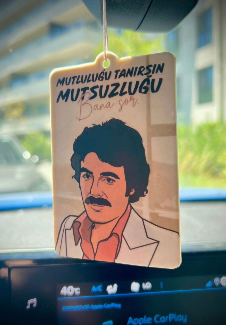 FERDİ TAYFUR MUTSUZLUĞU BANA SOR ARAÇ KOKUSU