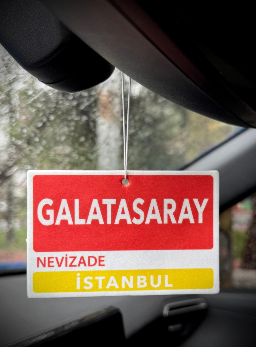 GALATASARAY SARI KIRMIZI TABELA ARAÇ KOKUSU